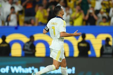 موقف غير متوقّع في معسكر النصر ... فريق ألماني ينسحب بسبب رونالدو