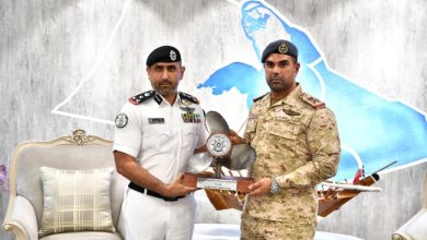 نائب رئيس الأركان يزور خفر السواحل لتعزيز التعاون الأمني والعسكري