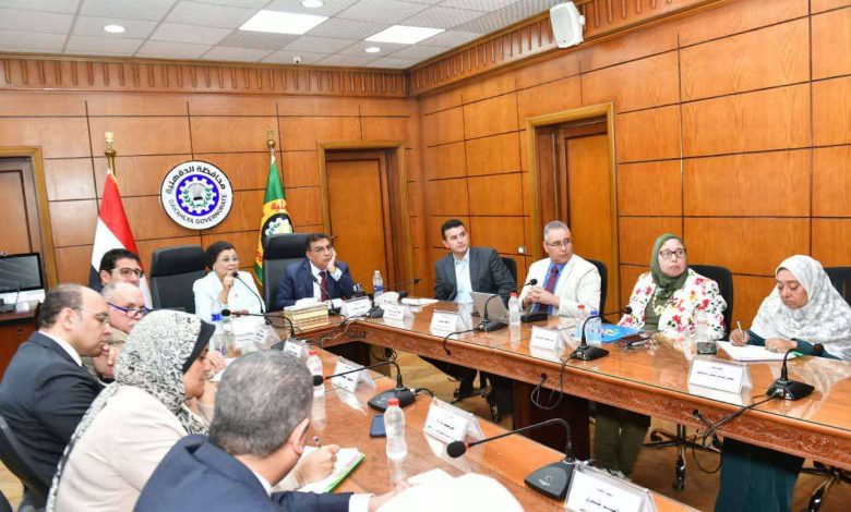 نائب وزير الصحة تشارك في الاجتماع الإقليمي للسكان بمحافظة الدقهلية