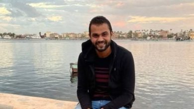 والد الشهيد مصطفى عفيفي يروي تفاصيل اللحظات الأخيرة في حياة ابنه قبل اغتياله من قبل حركة حسم الإرهابية