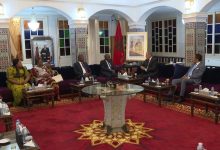 والي العيون يتباحث مع وفد إيفواري