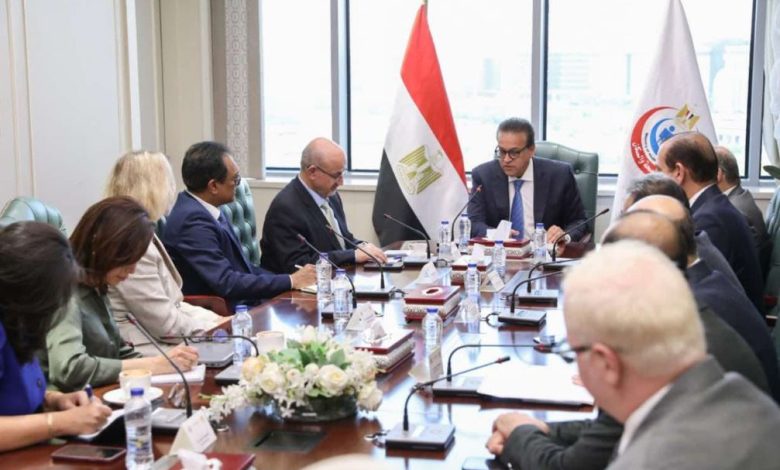 وزير الصحة يستقبل وفد منظمة الصحة العالمية استعدادا لتجديد الاعتماد الدولي هيئة الدواء المصرية