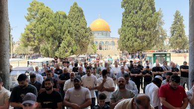 40 ألفا يؤدون الجمعة بالمسجد الأقصى
