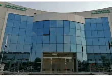 5 ملايين مستفيد من خدمات تطبيق وزارة "الموارد البشرية" الموحّد
