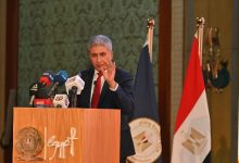 وزير السياحة والآثار