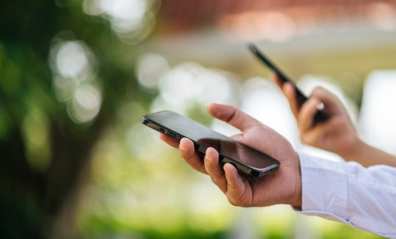 59 مليون مشترك بالهاتف المحمول