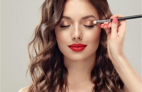 أبرز أخطاء المكياج التي تفسد الإطلالة...