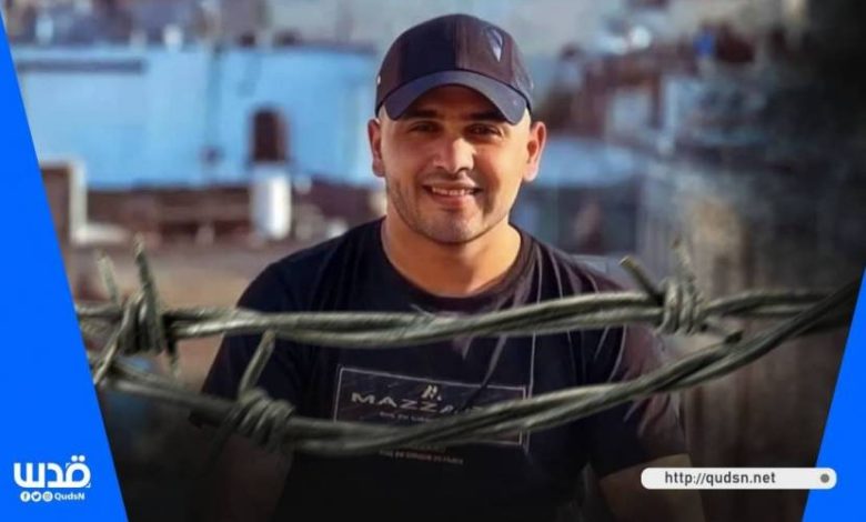 أجهزة السلطة تنكل بالمعتقلين السياسيين في رام الله ومطالبات بحماية مصعب اشتية