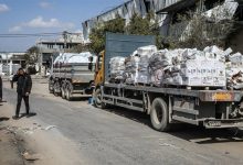 إسرائيل تتهم مسلحين بمهاجمة ممر المساعدات في غزة