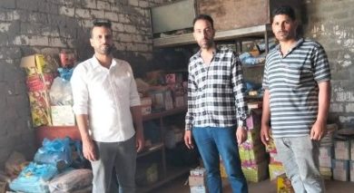 البحيرة.. ضبط سجائر ومخابز مخالفة في حملات تموينية مكثفة بكفر الدوار