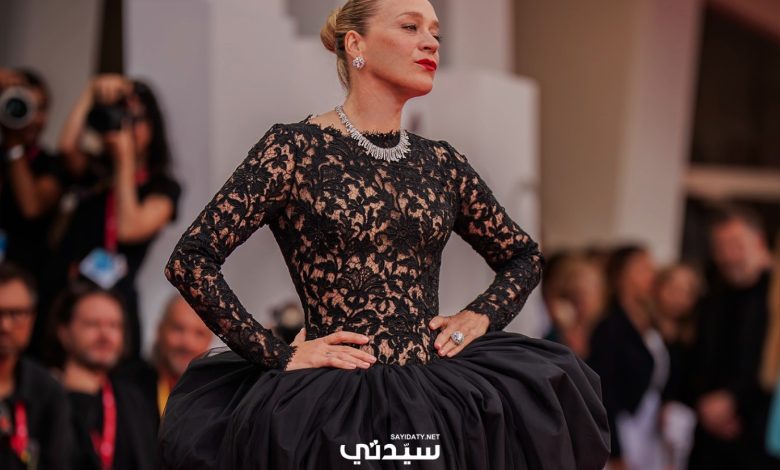 الدانتيل يفوز في إطلالات اليوم الثالث من مهرجان فينيسيا 2025