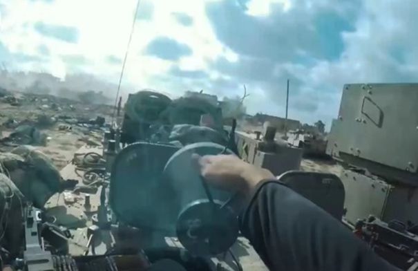 القسام تنفذ كمين مركب وتوقع خسائر كبيرة في صفوف الاحتلال...