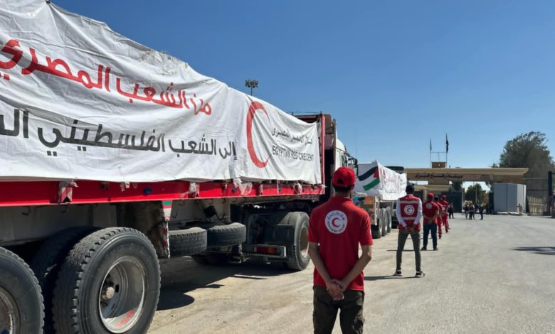 الهلال الأحمر المصري: مصر قدمت أكثر من نصف مليون طن مساعدات للأشقاء بقطاع غزة