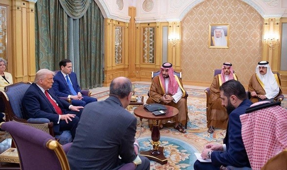 الولايات المتحدة تسقط لوائح العقوبات عن سوريا ودمشق ترحب بالخطوة