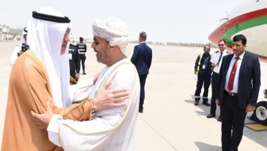اليوسف يبحث ووزير الداخلية العماني تطوير الشراكة الأمنية ومواجهة التحديات