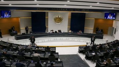 برلمان السلفادور يقر تعديلات دستورية تسمح بإعادة انتخاب الرئيس لفترات غير محدودة