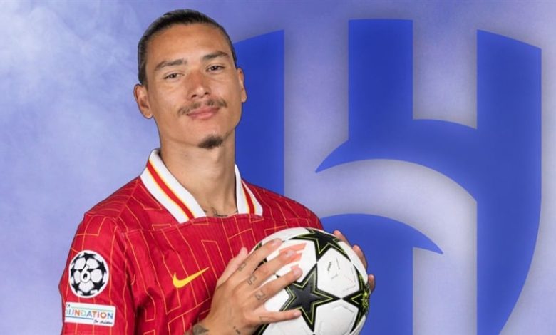 بعد الاتفاق مع ليفربول.. الهلال ينتظر كلمة "نعم" من نونيز