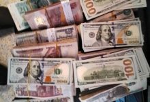 بني سويف.. مسعف وسائق يعثران على مليون ونصف جنيه بجوار مصابة في حادث مروري ويسلمانه بمحاضر رسمية