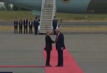 ترمب يستبعد حاليا فرض رسوم على شراء النفط من روسيا