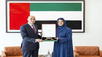 رئيس الدولة يمنح وسام الاستقلال من الطبقة الأولى للسفير الأوكراني