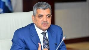 رئيس قناة السويس: إنشاء مصنع لإنتاج القاطرات وتصديرها للخارج
