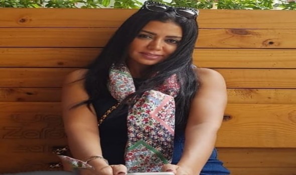 رانيا يوسف تشارك أول صورة من بروفات مسلسل لينك مع سيد رجب