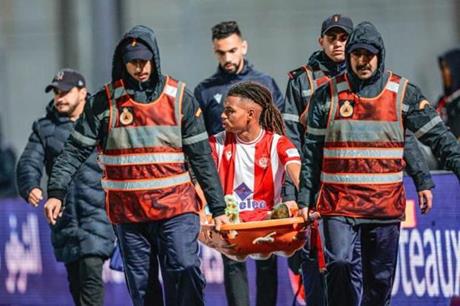 رسميًا.. العين يُعير المهدي موباريك إلى الدوري الروسي