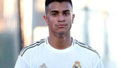 ريال مدريد يفسخ عقد لاعبه