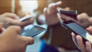 سحب جوالات الأبناء ليس حلا لاستخدام الإنترنت العشوائي