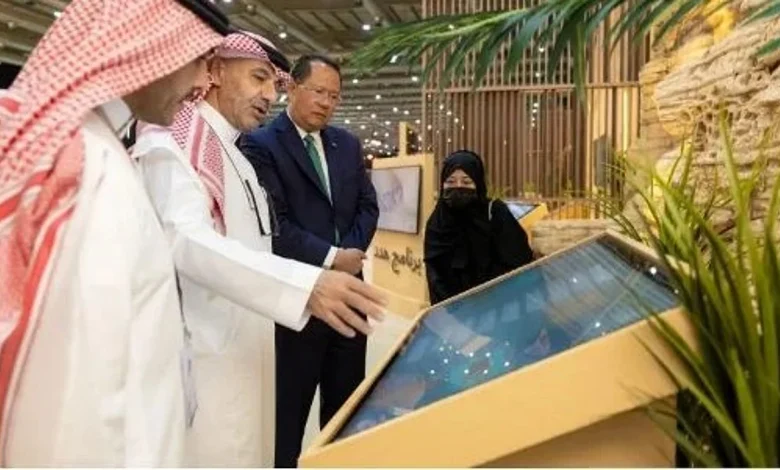 سفير مملكة تايلند يزور المزاد الدولي لمزارع إنتاج الصقور 2025