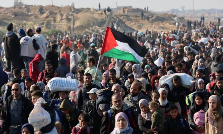 سنغادر غزة إلى الجنة فقط.. أهالي غزة يرفضون التهجير رغم التهديد باحتلالها