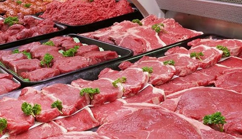 شعبة القصابين: تكلفة كيلو اللحم البلدي 300 جنيه.. وأسعار نقيب الفلاحين من الزمن الجميل