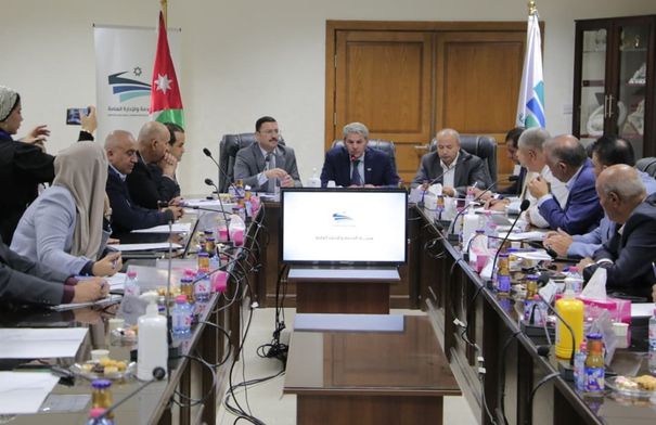 "عزم النيابية" تزور هيئة الخدمة وتشيد بدورها في تطوير...