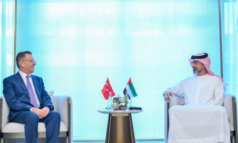 عمار بن حميد يستقبل سفير تركيا لدى الدولة