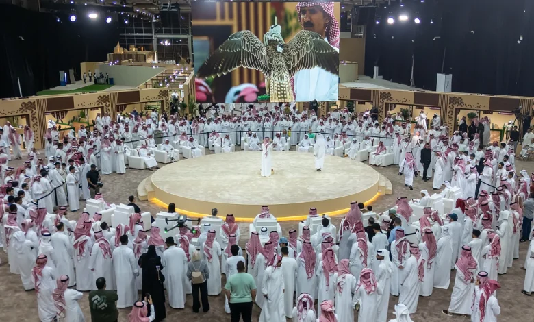 غدًا.. ختام المزاد الدولي لمزارع إنتاج الصقور 2025