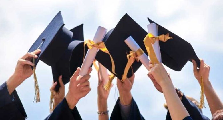قبول 45 طالبا وطالبة في البعثات الخارجية من حملة الثانوية الإنجليزية والبكالوريا الدولية