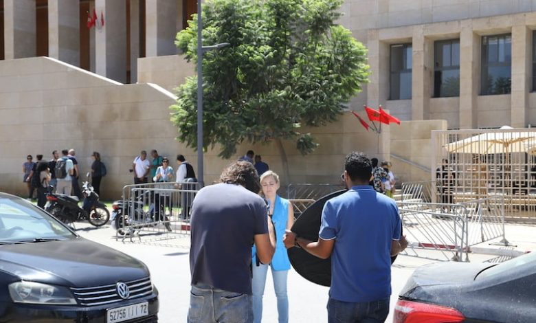 محاكمة ابتسام لشكر .. الدفاع يطالب بالسراح المؤقت لإجراء عملية عاجلة