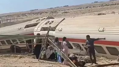 مصابة بحادث قطار مطروح: القطار تأخر بسبب عطل في العربة 5.. والأهالي كسروا السقف لإنقاذنا