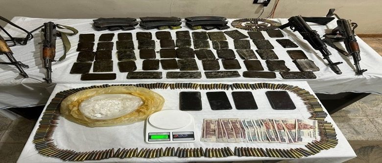 مصرع 4 تجار سلاح وضبط آخرين عقب تبادل إطلاق النار مع قوات الشرطة بقنا