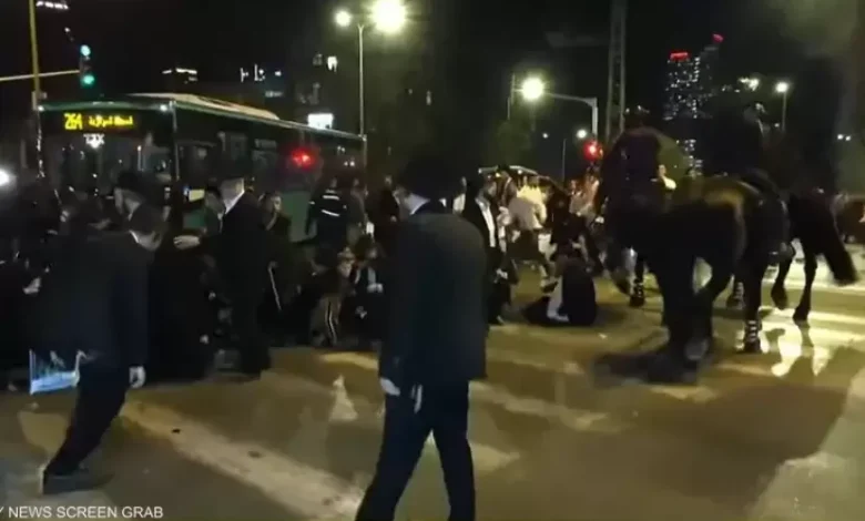 مظاهرات لـ"الحريديم" ضد الخدمة العسكرية: حكومة نتنياهو تشن حربا على عالم التوراة