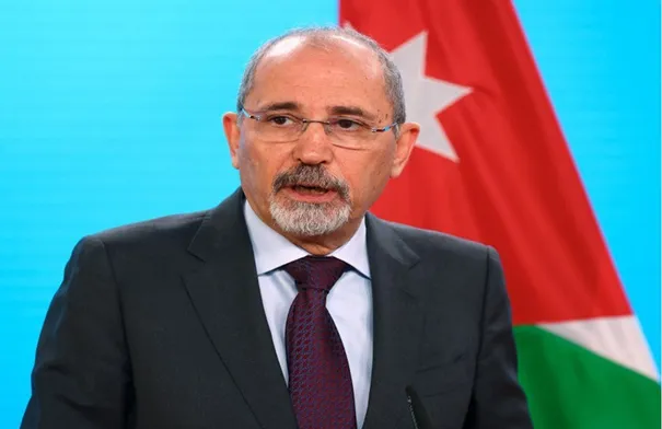 نتنياهو يتغذى على الصراع ويشعل المنطقة لإنقاذ...