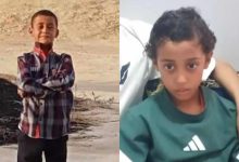 الطفل الناجي من مجزرة قتل 5 أشخاص من أسرة واحدة في سيوة