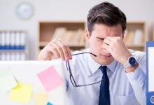 هل تشعر بالإجهاد المستمر؟.. العلامات المبكرة للضغوطات المهنية وكيفية التعامل معها‬