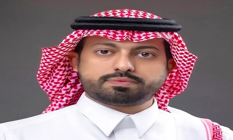 وزير السياحة يصدر قرارًا بترقية محمد الرساسمة مديرًا للعلاقات العامة والإعلام بالوزارة