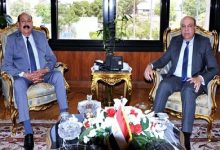 وزير الطيران يبحث مع رئيس اتحاد المصريين بأمريكا دعم خدمات النقل الجوي للجالية