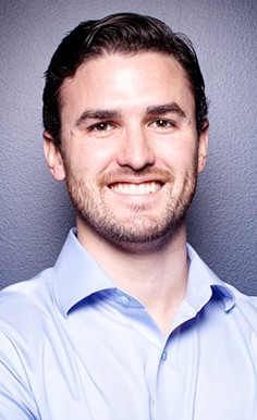 «الماء المغلي يفقد البطاطا صلابتها ويجعلها لينة، لكنه يجعل البيض صلبا»