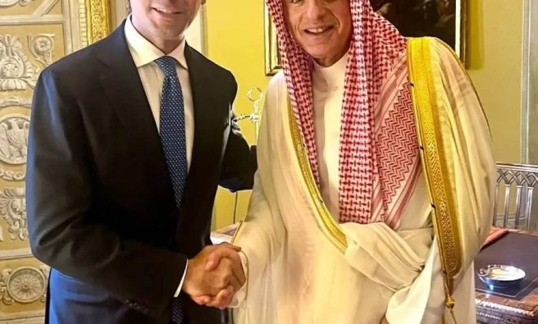 الجبير يلتقي عدداً من الشخصيات المشاركة في منتدى البيت الأوروبي