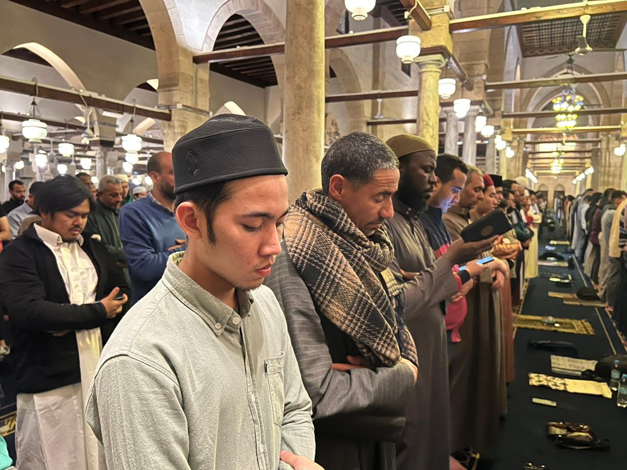 ما حكم التعجل في رد الإمام إذا أخطأ أثناء الصلاة؟ دار الإفتاء ترد