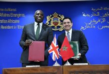 مسؤول بريطاني يشيد بمكانة المغرب