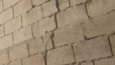 إزالة سور استنادي متصدع قرب مستشفى البشير...